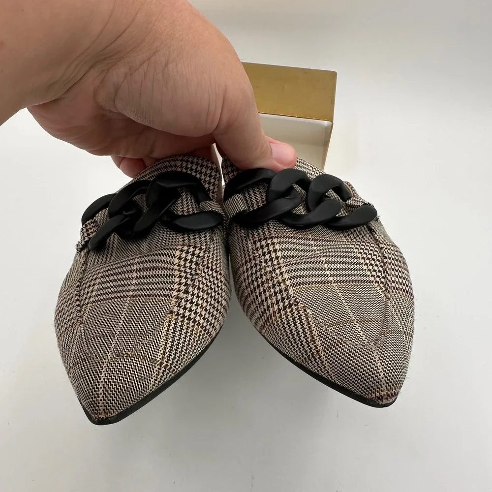 STEVE MADDEN Fleur Pointed Toe Mules Tan Plaid Chunky Black Chain Detail | 7 - Picture 12 of 13